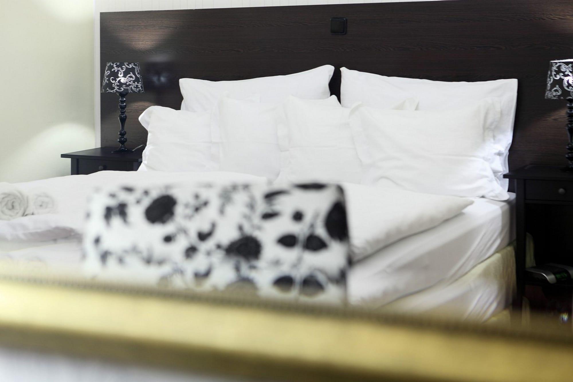 Hotel Pytloun Design Self Check-in 4*