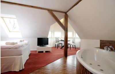 Pytloun Design Self Check-in Hotel Liberec