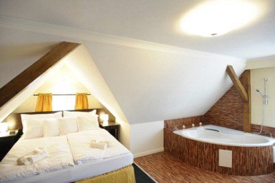 Pytloun Design Self Check-in Hotel